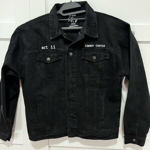 Beyoncé Cowboy Carter tour 2025 Black Denim Jacket size XL from Act 2 - unworn